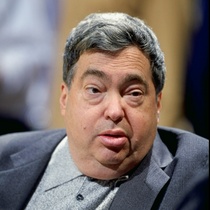 Jerry Krause somehow turned off Yao Ming.
